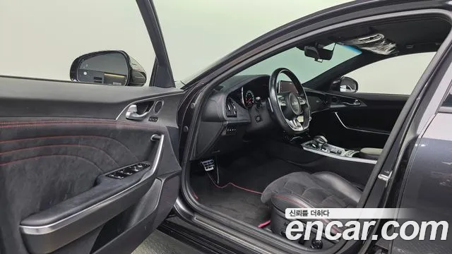 Kia Stinger 2022 thumb 10