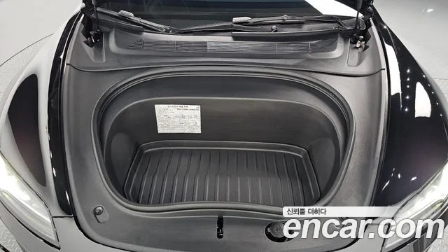 Tesla Model 3 2026 thumb 5