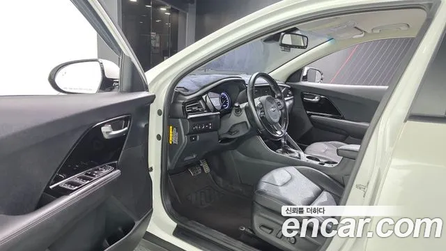 Kia Niro 2020 thumb 10