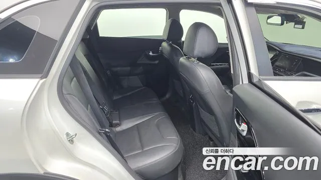 Kia Niro 2020 thumb 12
