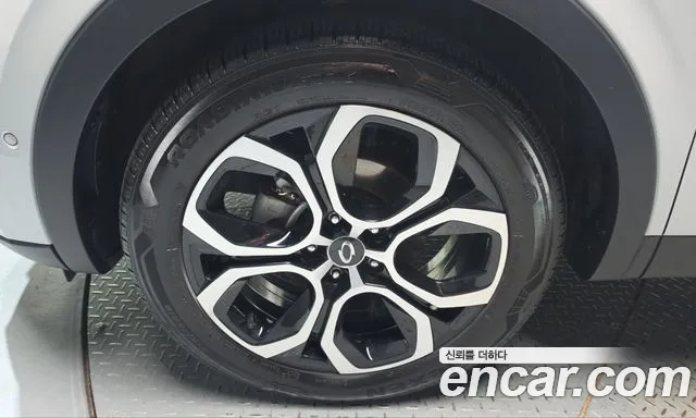 Renault-KoreaSamsung Arkana 2021 thumb 4