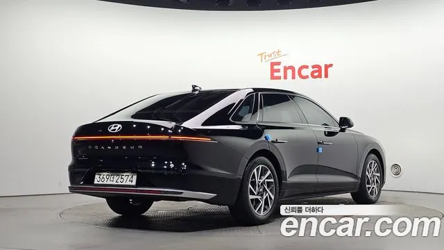 Hyundai Grandeur 2023 thumb 2