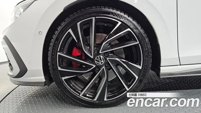 Volkswagen Golf Sportsvan 2023 thumb 5