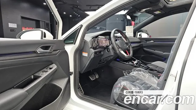 Volkswagen Golf Sportsvan 2023 thumb 10