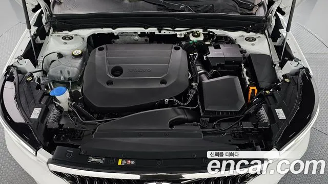 Volvo XC40 2024 thumb 6