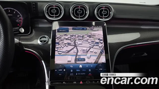 Mercedes-Benz C-Класс 2024 thumb 12
