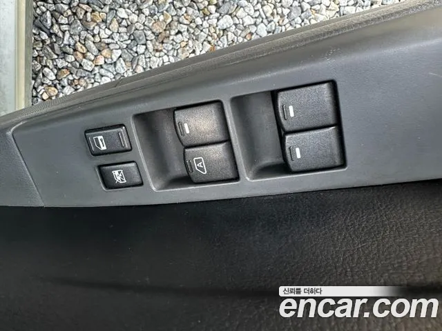 Renault-KoreaSamsung SM5 2007 thumb 9