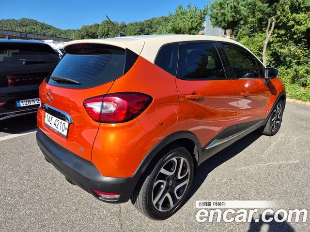 Renault-KoreaSamsung Captur 2014 thumb 4