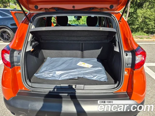 Renault-KoreaSamsung Captur 2014 thumb 5