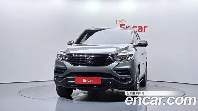 KG_Mobility_Ssangyong Rexton 2017 thumb 3