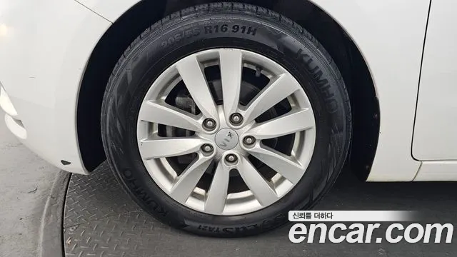 Kia K3 2014 thumb 5
