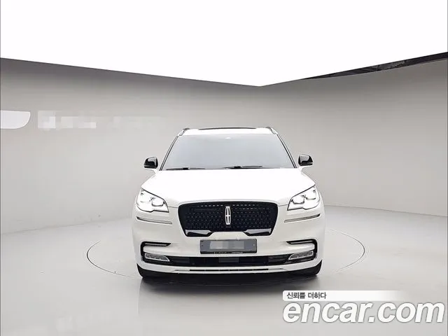 Lincoln Aviator 2023 thumb 3