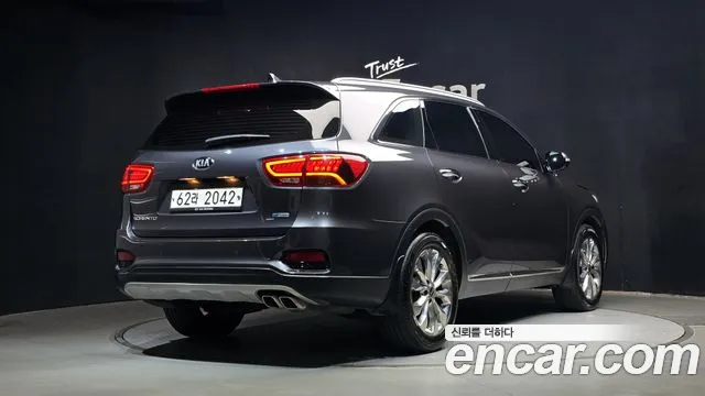 Kia Sorento 2018 thumb 2