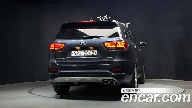 Kia Sorento 2018 thumb 4
