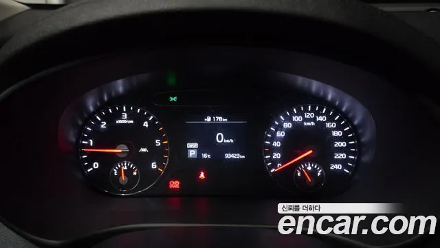 Kia Sorento 2018 thumb 8