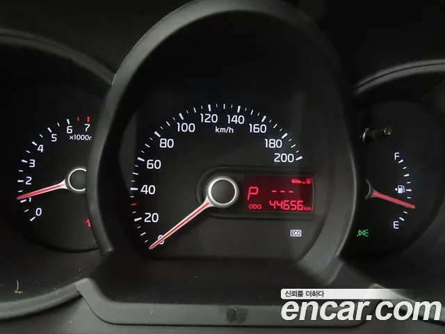 Kia Morning 2014 thumb 8