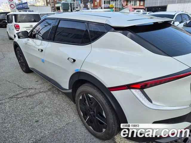 Kia EV6 2025 thumb 4