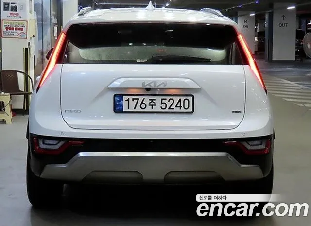 Kia Niro 2023 thumb 5