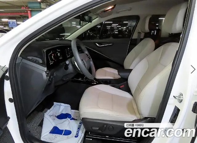 Kia Niro 2023 thumb 6