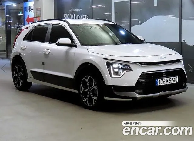 Kia Niro 2023 thumb 11