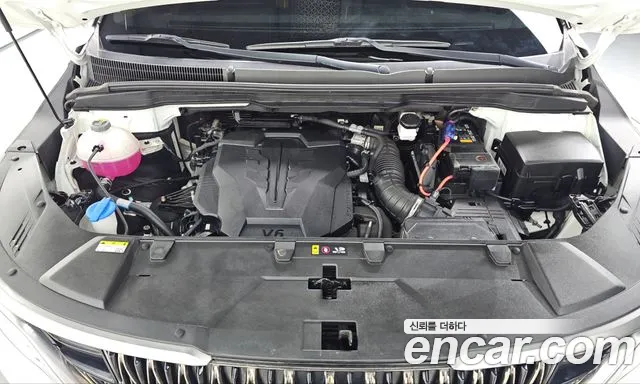 Kia Carnival 2023 thumb 5