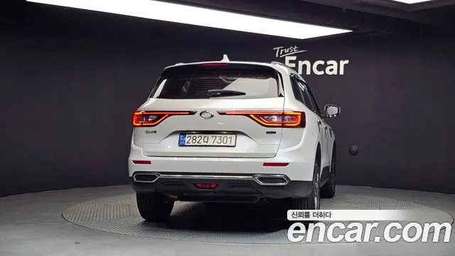 Renault-KoreaSamsung Koleos 2016 thumb 4