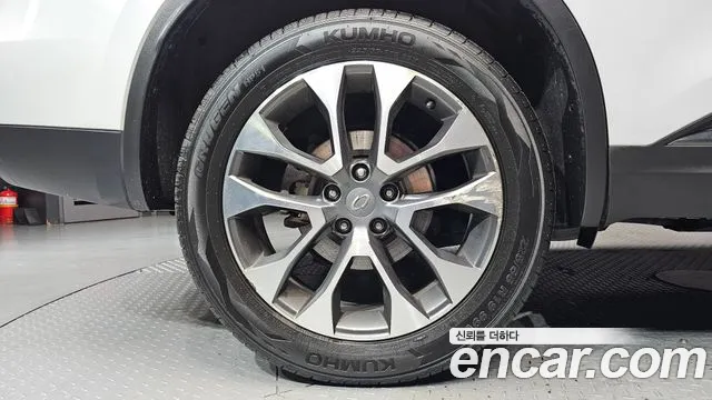 Renault-KoreaSamsung Koleos 2016 thumb 5