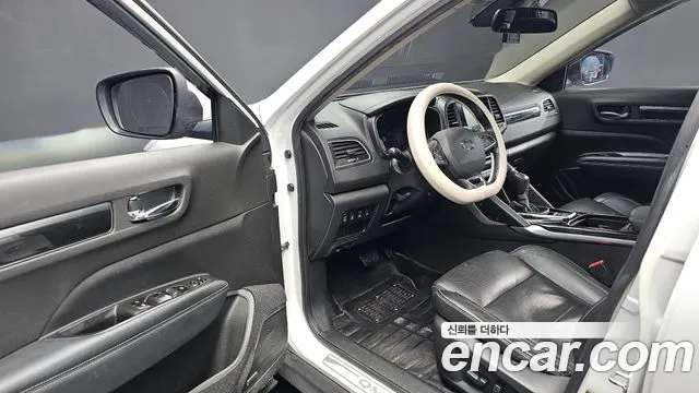 Renault-KoreaSamsung Koleos 2016 thumb 10