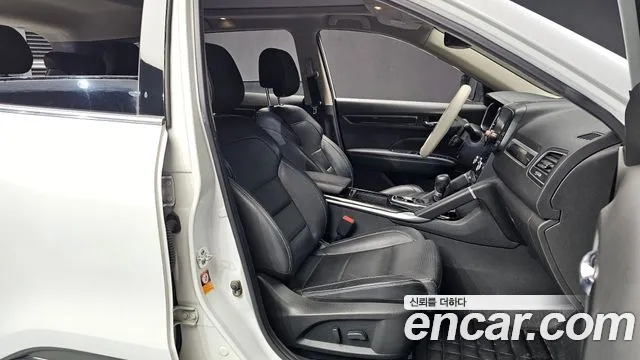 Renault-KoreaSamsung Koleos 2016 thumb 12