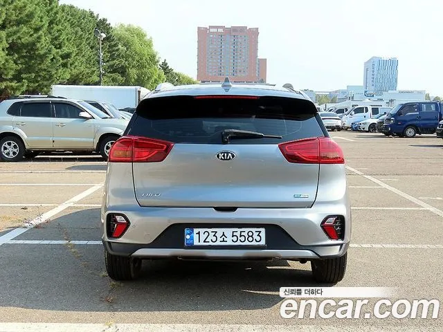 Kia Niro 2020 thumb 3