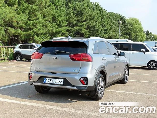 Kia Niro 2020 thumb 4