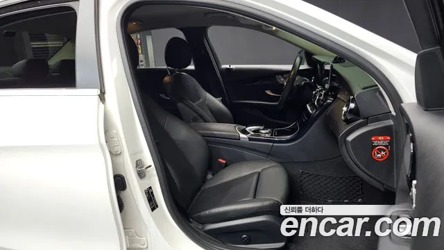 Mercedes-Benz C-Класс 2019 thumb 11