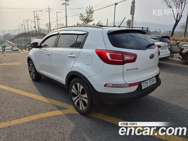 Kia Sportage 2010 thumb 3