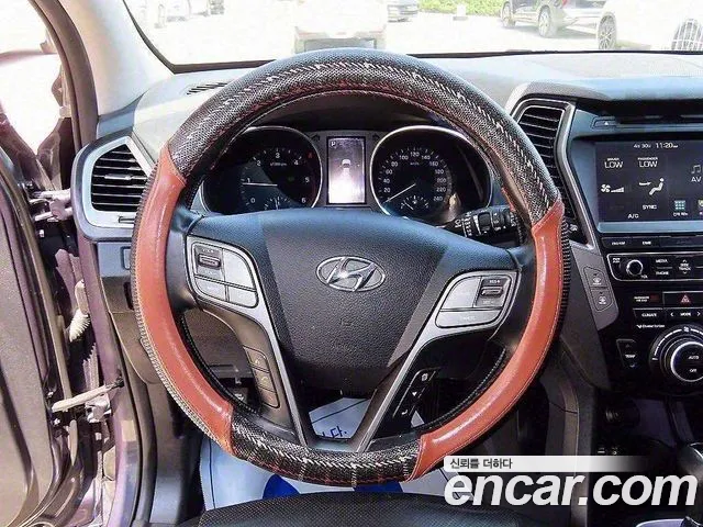 Hyundai Santa Fe 2015 thumb 8
