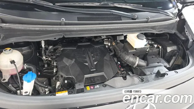 Hyundai Staria 2022 thumb 6