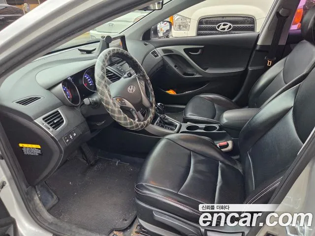 Hyundai Avante 2014 thumb 7