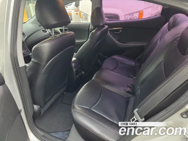 Hyundai Avante 2014 thumb 8
