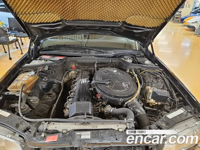 Mercedes-Benz SEL/SEC 1991 thumb 6