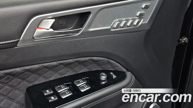 KG_Mobility_Ssangyong Rexton 2020 thumb 12