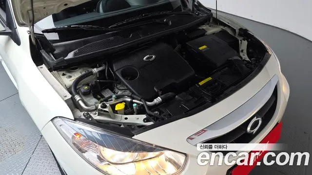 Renault-KoreaSamsung Fluence 2012 thumb 6