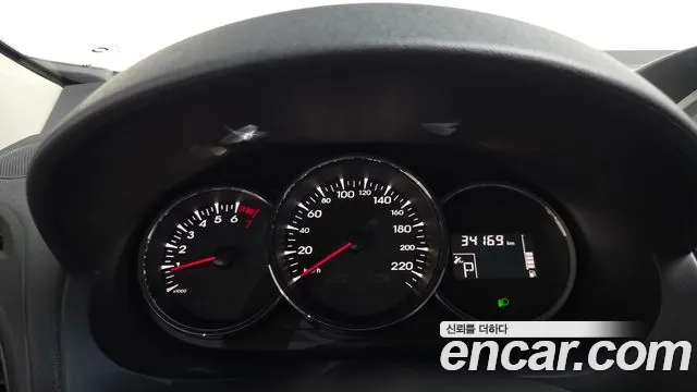 Renault-KoreaSamsung Fluence 2012 thumb 8