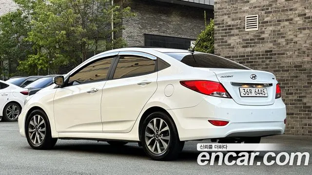 Hyundai Accent 2014 thumb 4