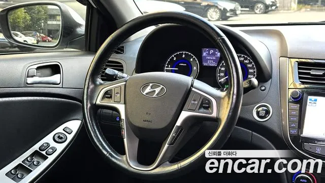 Hyundai Accent 2014 thumb 9