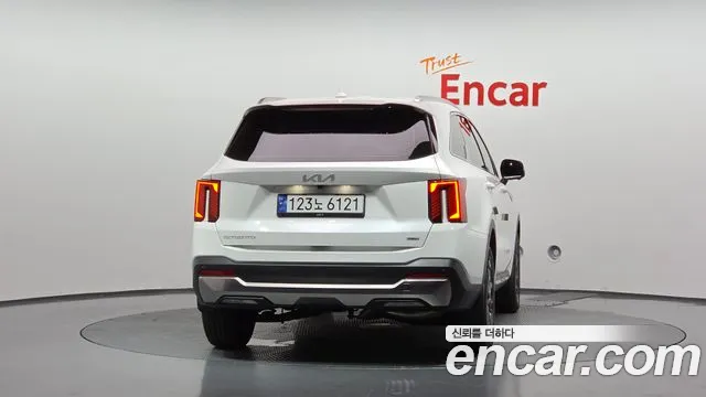 Kia Sorento 2023 thumb 3