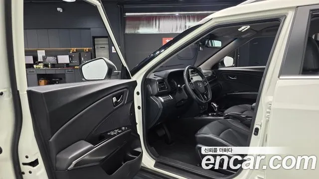 KG_Mobility_Ssangyong TIBOLI 2023 thumb 9