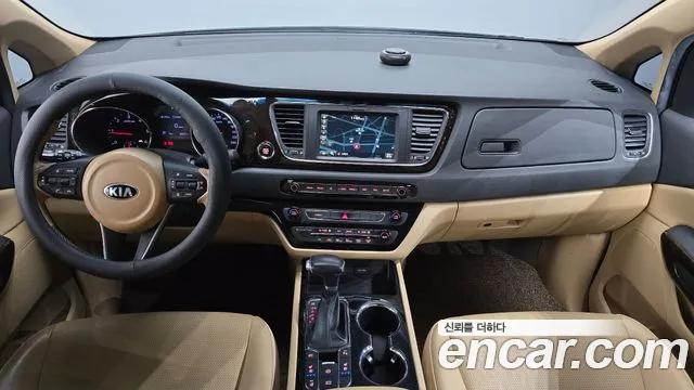 Kia Carnival 2020 thumb 7