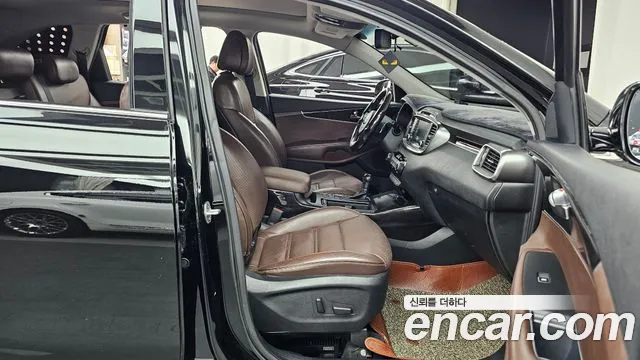 Kia Sorento 2016 thumb 11