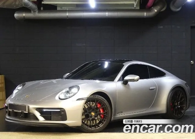 Porsche 911 2023 thumb 2