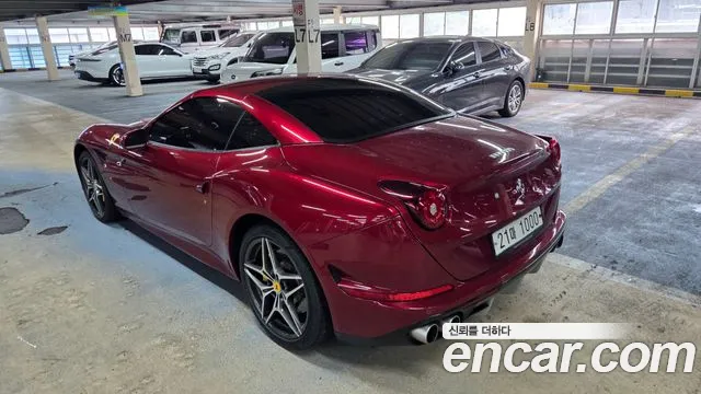 Ferrari California 2015 thumb 2
