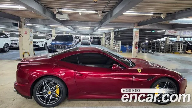 Ferrari California 2015 thumb 3